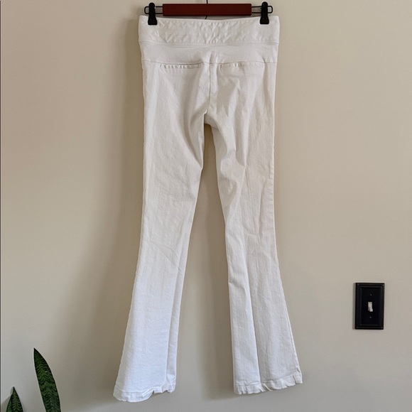 Veronica Beard White Flare Jeans - Picture 7 of 14